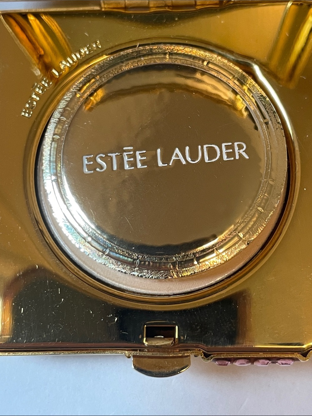 Estee Lauder "Pink Ribbon" Rhinestone Compact with Lucidity Transparent Powder - Picture 7 of 9